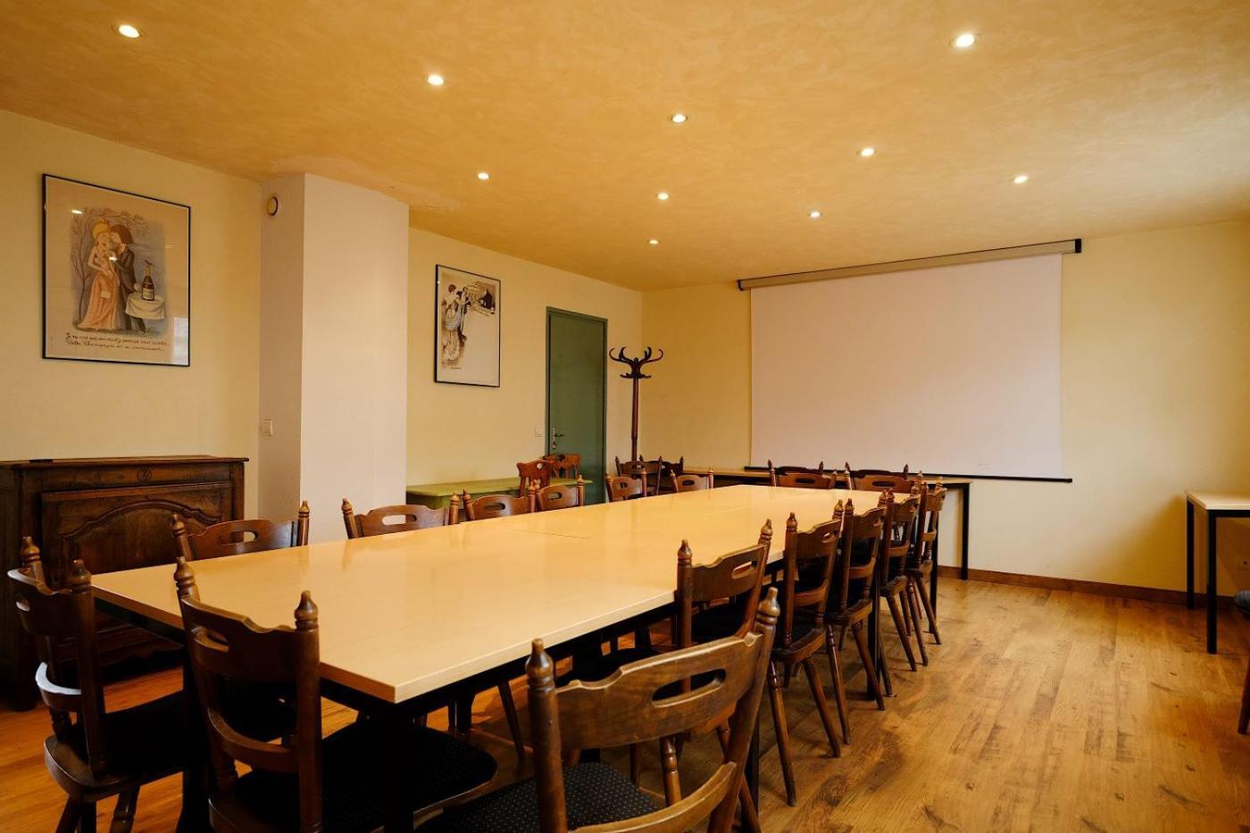 Hotel De La Gare Bar-le-Duc Exteriör bild