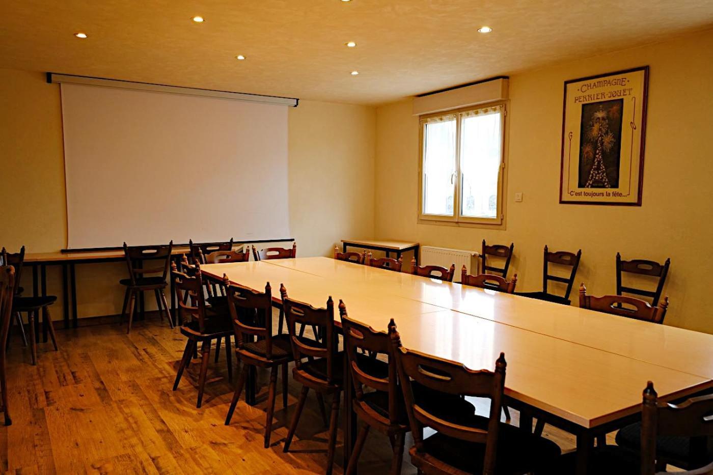 Hotel De La Gare Bar-le-Duc Exteriör bild