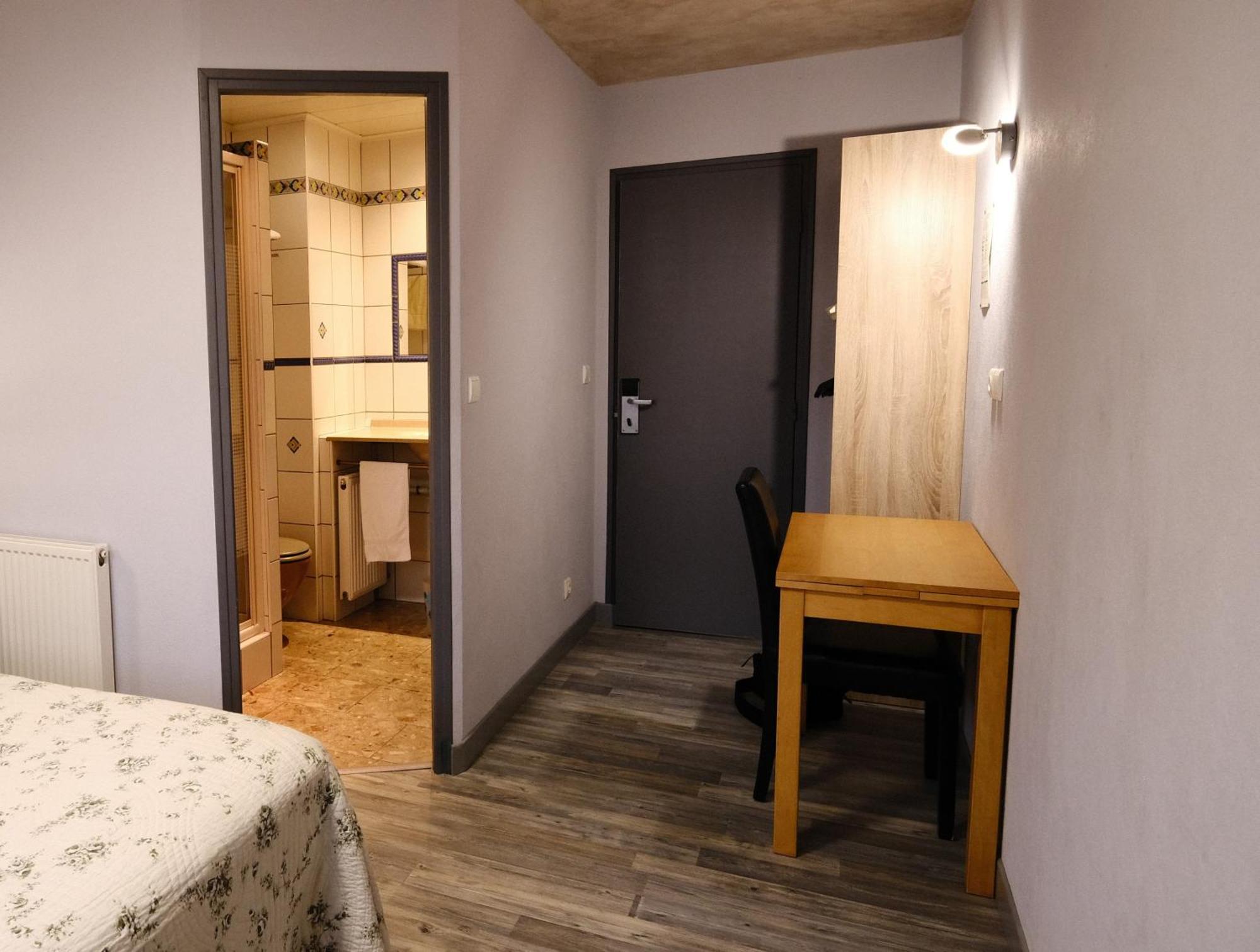 Hotel De La Gare Bar-le-Duc Exteriör bild